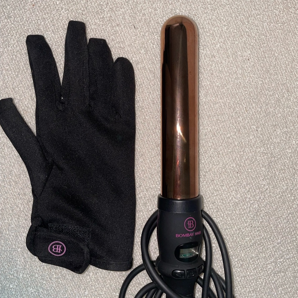 Bombay Hair Rose Gold Curling Wand 1.25” 32mm Heat Resistant Glove